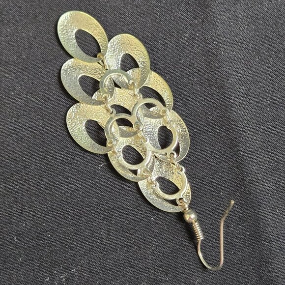 Silver Tone Serpent Scale Dangle Earrings Textured Layered Ovals 3" Lightweight - Picture 3 of 5